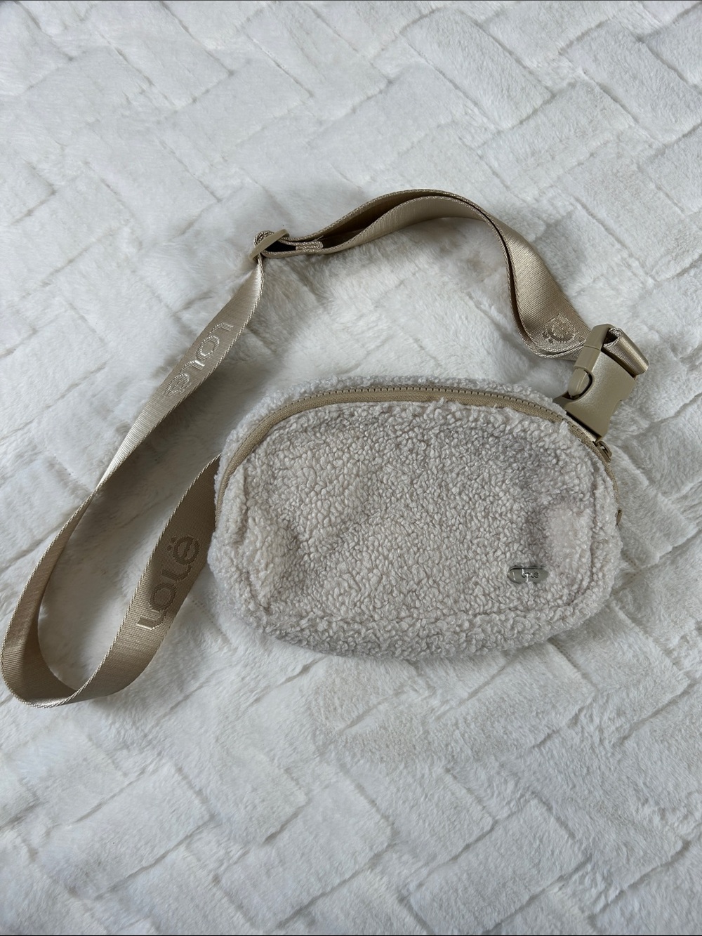 Lole Sherpa Crossbody/Bum Bag – Cream/Tan Strap NWOT